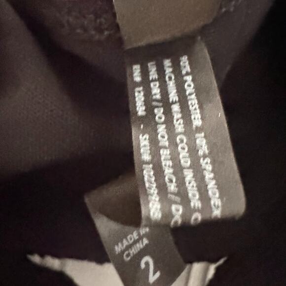 Torrid Bikini Top Womens 2 2X Swimsuit Swim Beach Resort Cruise Black Padded - Picture 9 of 10